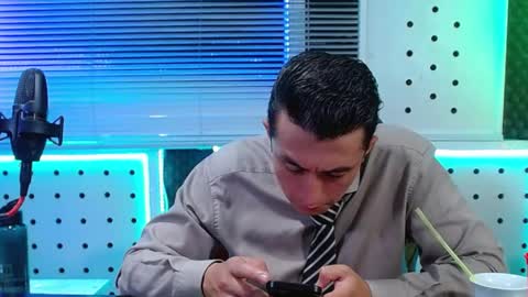 DARKO0717 online show from April 30, 11:42 pm