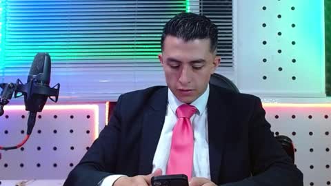 DARKO0717 online show from May 5, 11:23 am