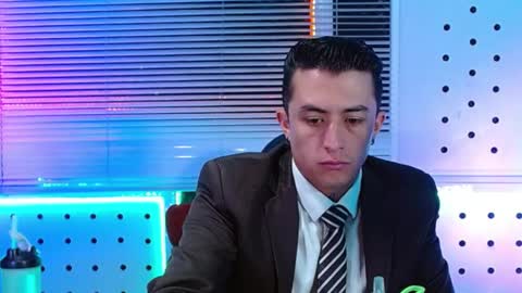 DARKO0717 online show from May 17, 1:51 pm
