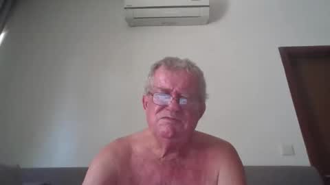 darwincock online show from May 7, 4:45 am