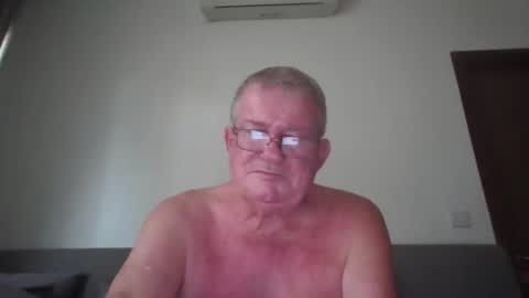 darwincock online show from May 13, 1:57 am