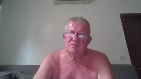 darwincock online show from May 17, 2:52 am