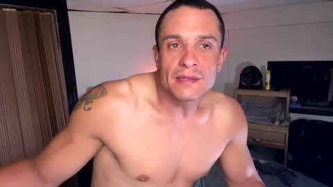dave875126 online show from May 3, 2:47 am