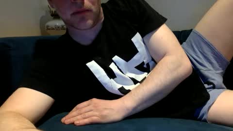 daveb709709709 online show from May 2, 1:41 am