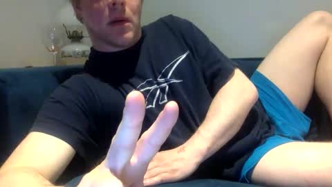 daveb709709709 online show from May 23, 2:06 am