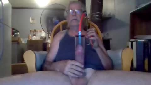 davedickson1969 online show from May 4, 1:51 am