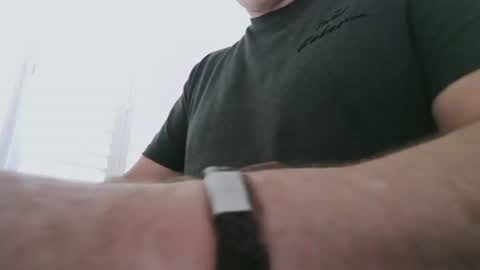davesu12345 online show from July 8, 8:18 am