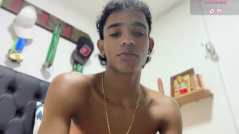 david_hot44 online show from July 17, 4:41 am