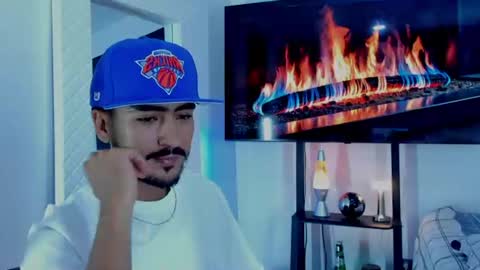 Hey im David that loves to explore and speak their fantasies. Very open talktative and nice. Feel free to chat with me online show from August 4, 11:31 pm