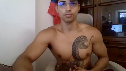 Davidtresh5 online show from July 1, 12:28 pm