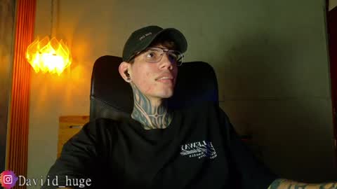 daviid_huge online show from June 6, 7:03 am
