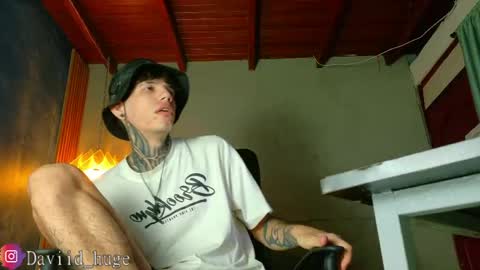 daviid_huge online show from June 5, 6:52 am
