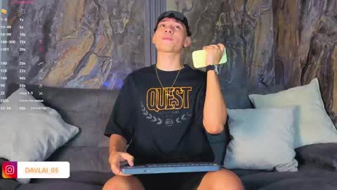 David online show from May 4, 8:43 pm