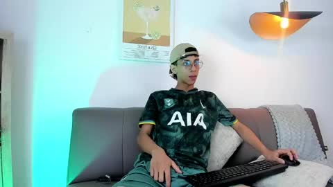Dax online show from May 8, 1:11 pm