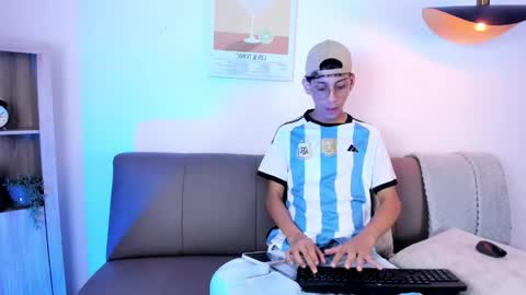 Dax online show from May 10, 1:12 pm