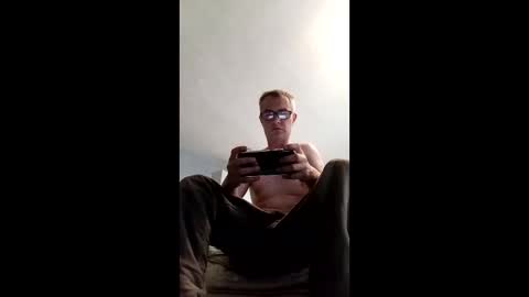 Dazzill online show from May 12, 6:38 pm