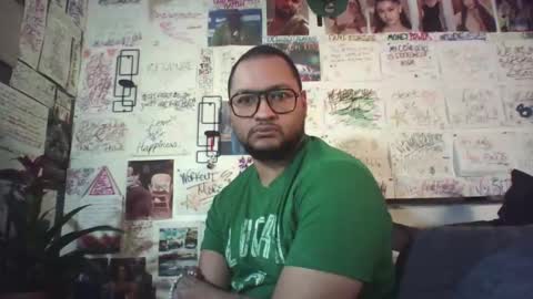 dbeamon92 online show from June 11, 12:25 pm