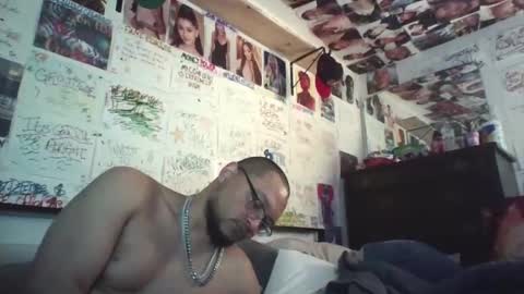 dbeamon92 online show from May 19, 6:03 pm