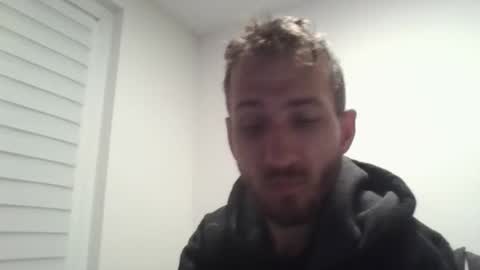 robert online show from May 16, 8:18 pm
