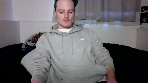 Dee4dayz online show from May 4, 12:56 am