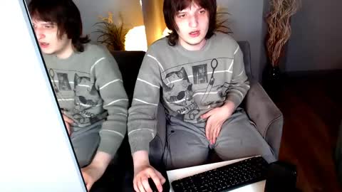 Alex online show from May 10, 10:00 pm