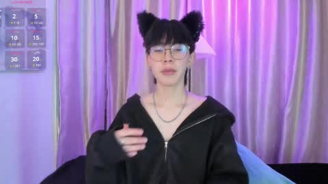 demian_hush online show from May 5, 3:19 am