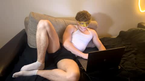 Deni online show from May 18, 5:06 pm