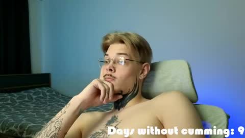 Denis online show from April 28, 3:06 pm