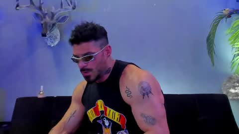 dennis_cox_ online show from May 15, 9:28 am