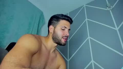 dereckhardd online show from July 28, 3:03 am