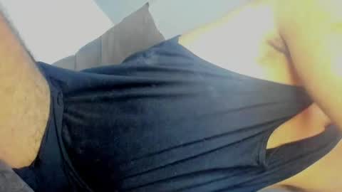 dereckhardd online show from May 16, 10:36 am