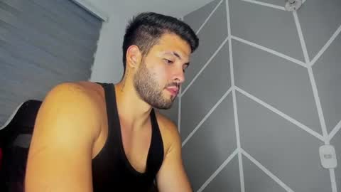 dereckhardd online show from August 3, 2:21 am