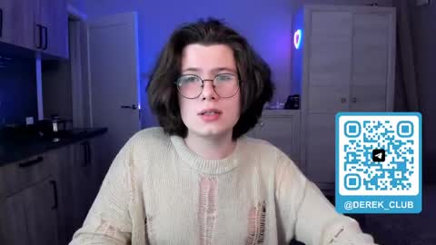 Derek online show from May 7, 9:59 pm