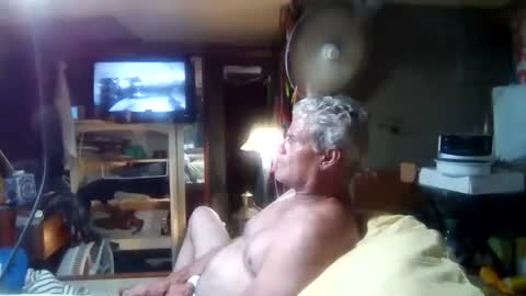 derick1961 online show from July 26, 5:37 am
