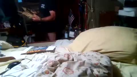 derick1961 online show from May 17, 7:38 am
