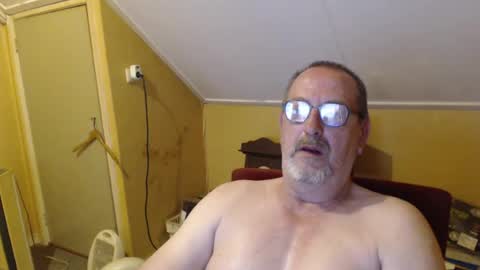 destelp online show from July 21, 1:57 pm