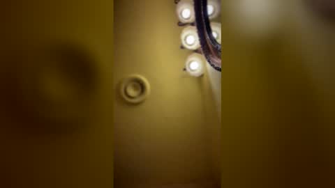 dezznuts1233 online show from February 1, 1:37 am