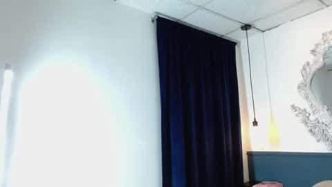 diamond__fox online show from June 24, 1:52 am