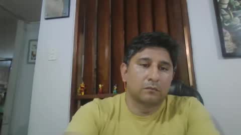 dickeduardo online show from May 8, 1:50 am