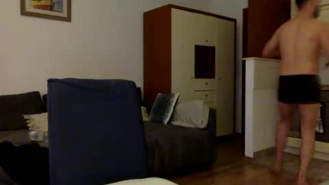 diegocruz_ online show from May 3, 9:17 pm