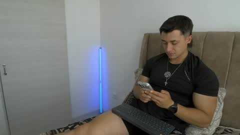 Dilan Coy online show from May 6, 9:04 pm