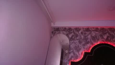 dilanmiller_ online show from July 15, 5:41 pm