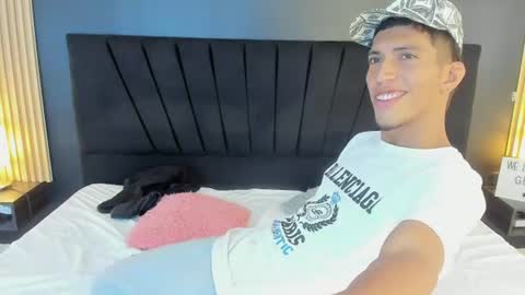 DILAN online show from June 11, 8:51 pm