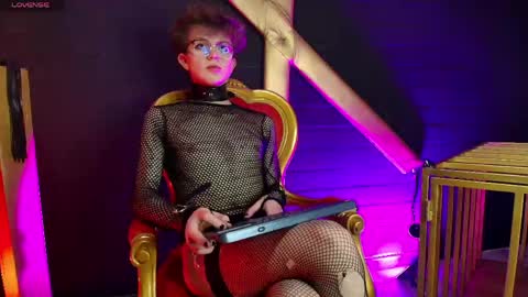 dionnysian online show from May 22, 4:06 am
