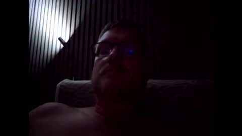 dirkkie1975 online show from May 31, 9:38 pm