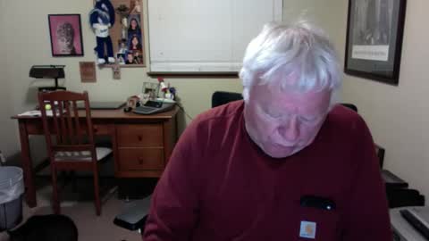 dirtrider195080438 online show from May 31, 5:30 am