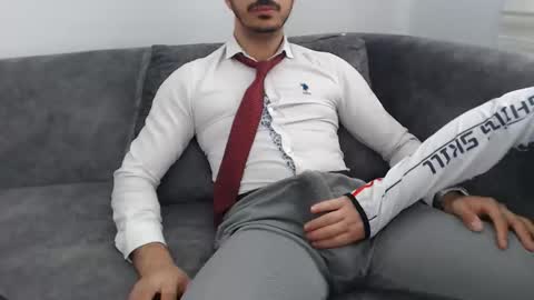 dirtyybooyy77 online show from May 17, 10:44 am