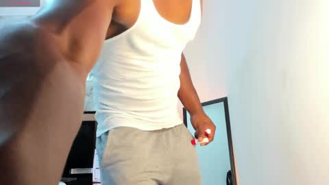 Dominic online show from May 5, 1:35 pm