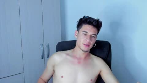 Your real love online show from May 18, 1:35 am
