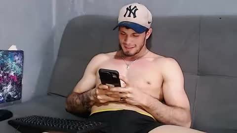 dominic online show from August 8, 10:39 pm